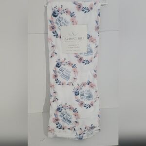 Harmony Hill Extra Soft Plush Throw